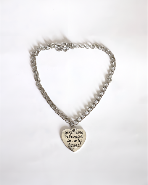 Collier "You’re always in my heart"
