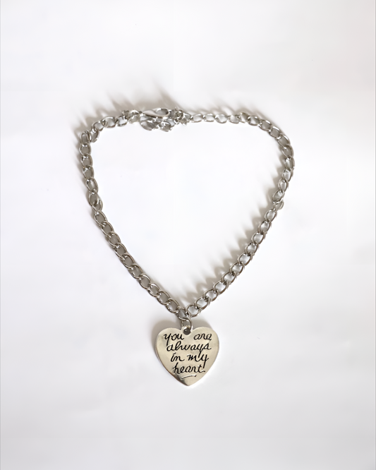 Collier "You’re always in my heart"